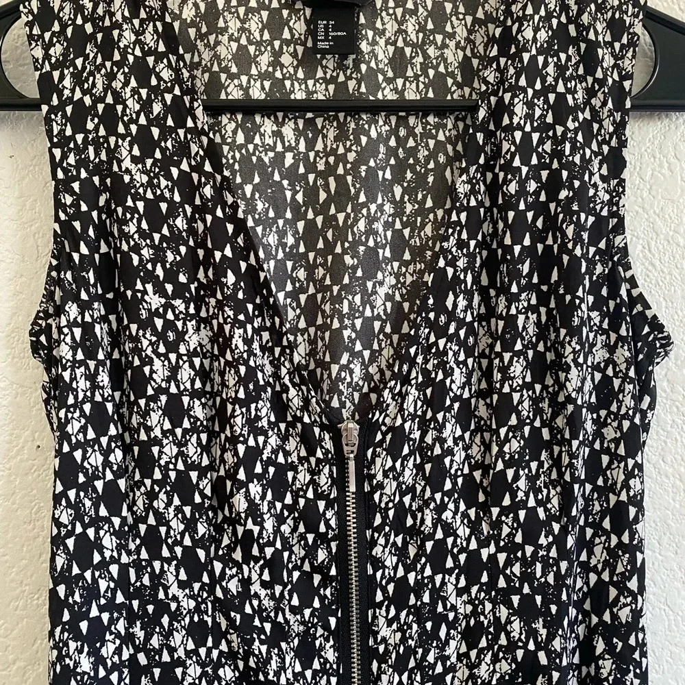 H&M Zip Dress Black and White Size 4 - Picture 7 of 8